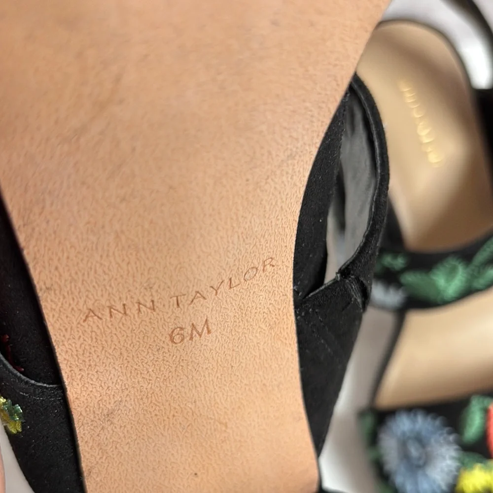 Ann Taylor Black Floral Embroidered Sandals - Picture 7 of 8